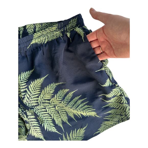 Hazel Women Daniella Palm Print Short‎ Size XL - Picture 8 of 8